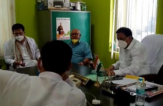 'Why Brother-Brother fight, Husband-Wife fight should come in Papers ?' AICC General Secretary asked Tripura Congress to strengthen Unity in Party 'Why Brother-Brother fight, Husband-Wife fight should come in Papers ?' AICC General Secretary asked Tripura Congress to strengthen Unity in Party